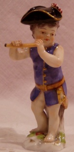Vojáček hrající na flétnu / Míšeň